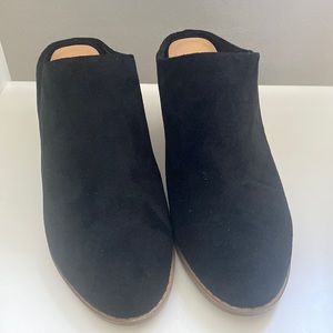 Call It Spring Mules Women's Size 8.5 Black Vegan Suede Stacked Heel Slip On